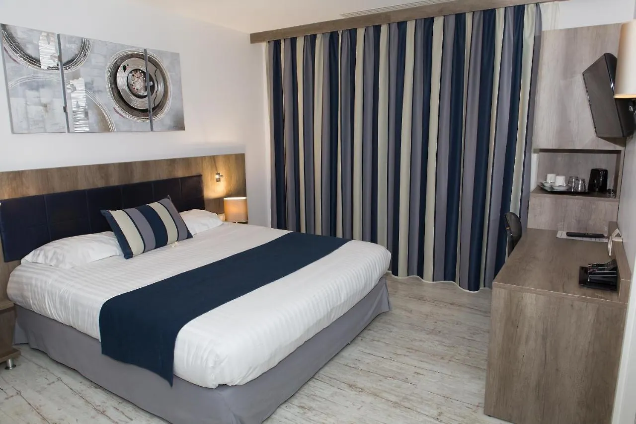 Le Domaine Des Oliviers Hotel Pierrelatte France